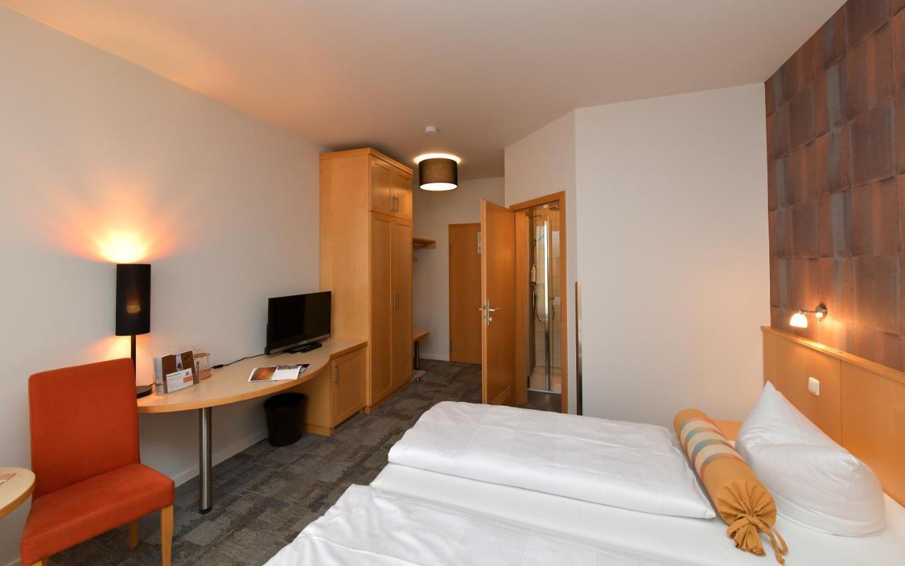 Landhotel Rittmeister & Kraeuter-Spa Adults Only Росток Екстер'єр фото