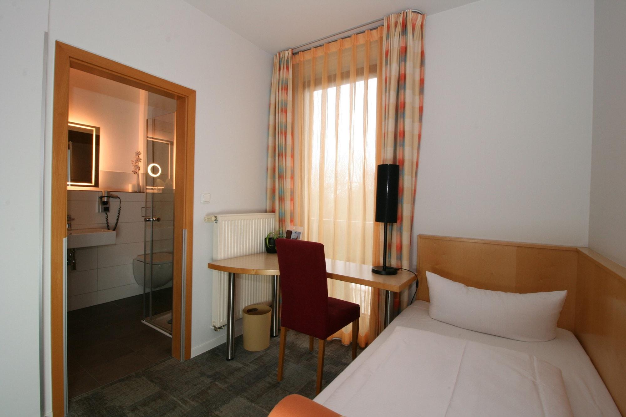 Landhotel Rittmeister & Kraeuter-Spa Adults Only Росток Екстер'єр фото