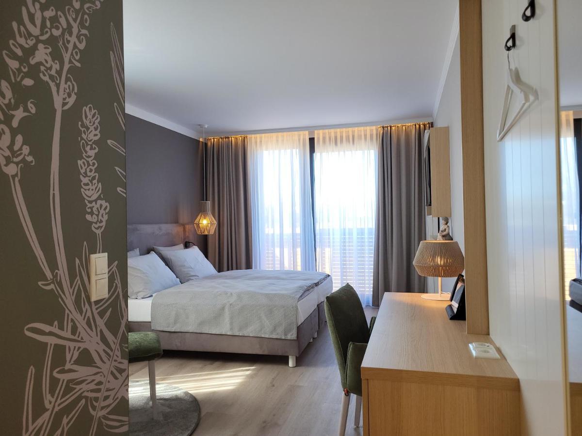Landhotel Rittmeister & Kraeuter-Spa Adults Only Росток Екстер'єр фото